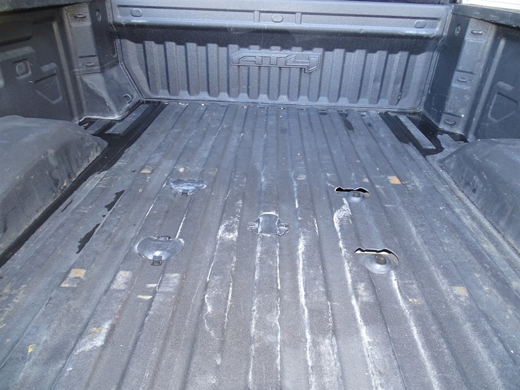 GMC Sierra 2500HD 4WD Crew Cab 159" AT4 2023