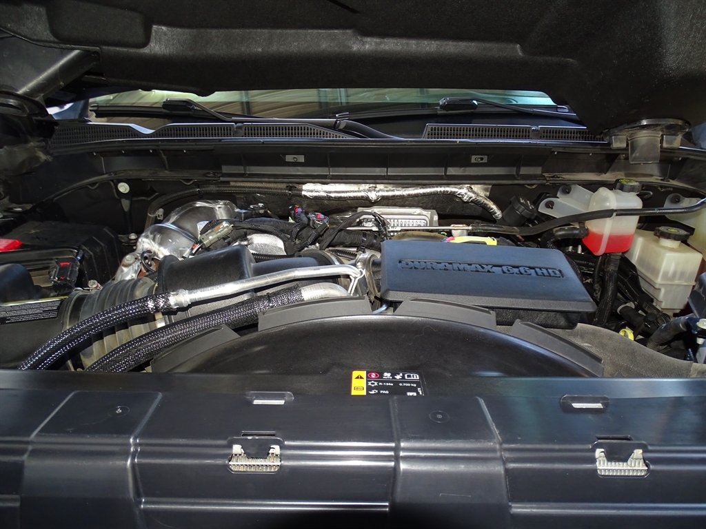 GMC Sierra 2500HD 4WD Crew Cab 159" AT4 2023