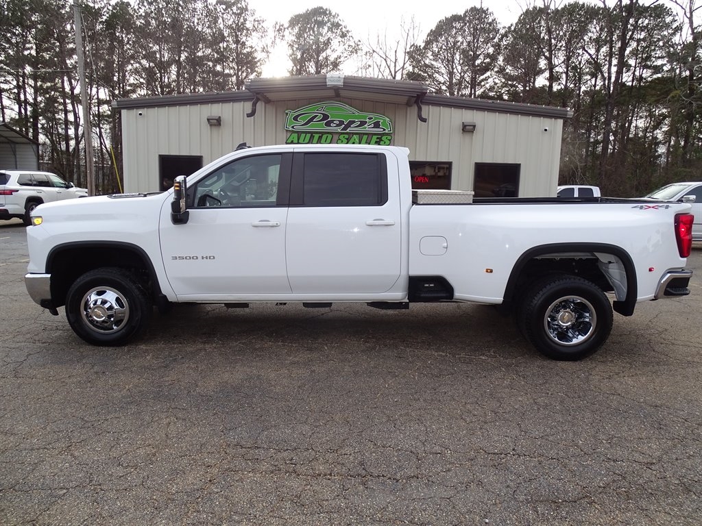 Chevrolet Silverado 3500HD 4WD Crew Cab 172" LT 2024