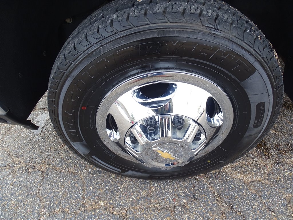 Chevrolet Silverado 3500HD 4WD Crew Cab 172" LT 2024