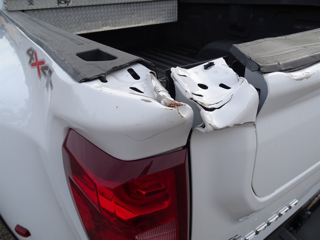 Chevrolet Silverado 3500HD 4WD Crew Cab 172" LT 2024