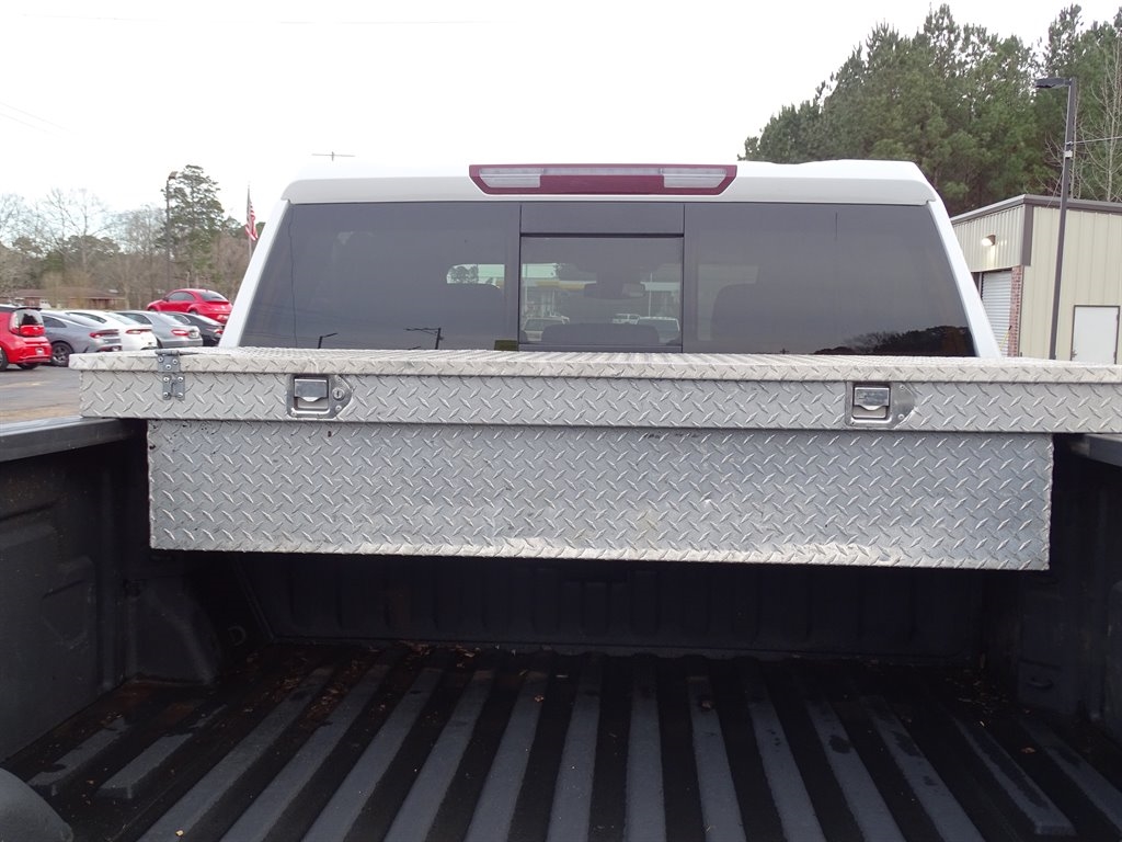 Chevrolet Silverado 3500HD 4WD Crew Cab 172" LT 2024