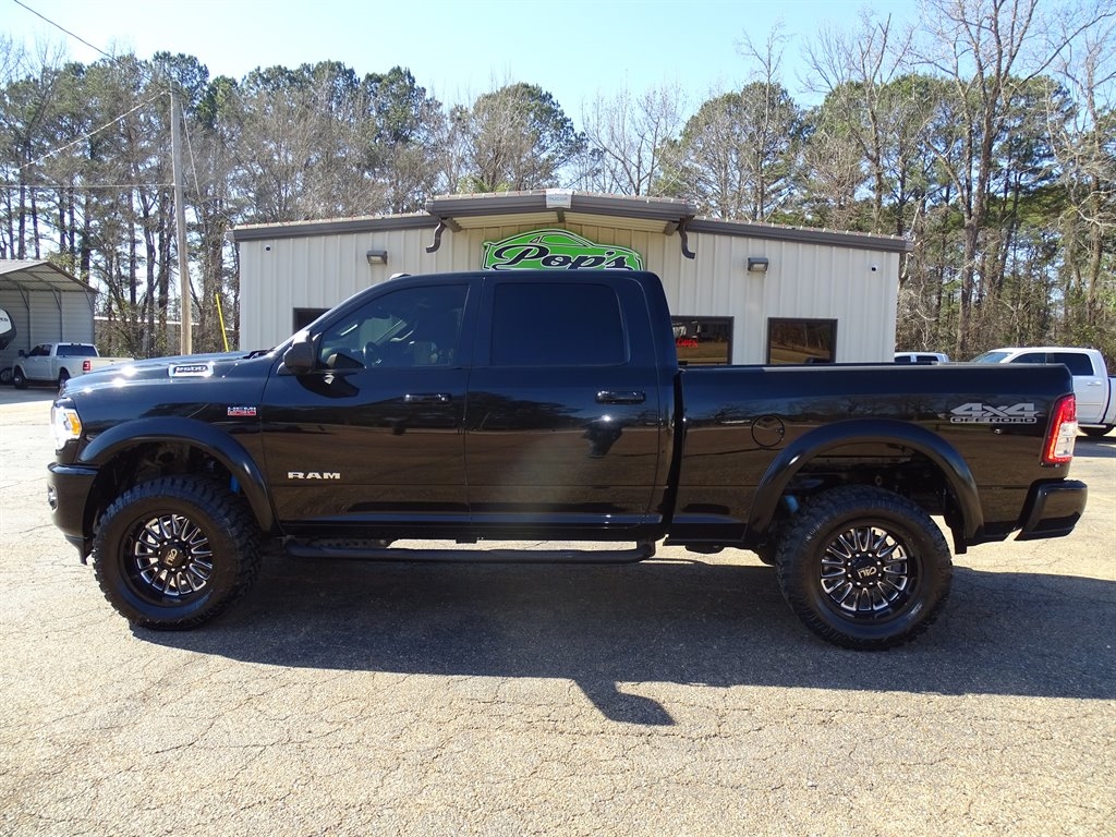 RAM 2500 Big Horn 4x4 Crew Cab 6'4" Box 2019