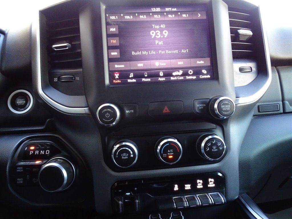 RAM 2500 Big Horn 4x4 Crew Cab 6'4" Box 2019