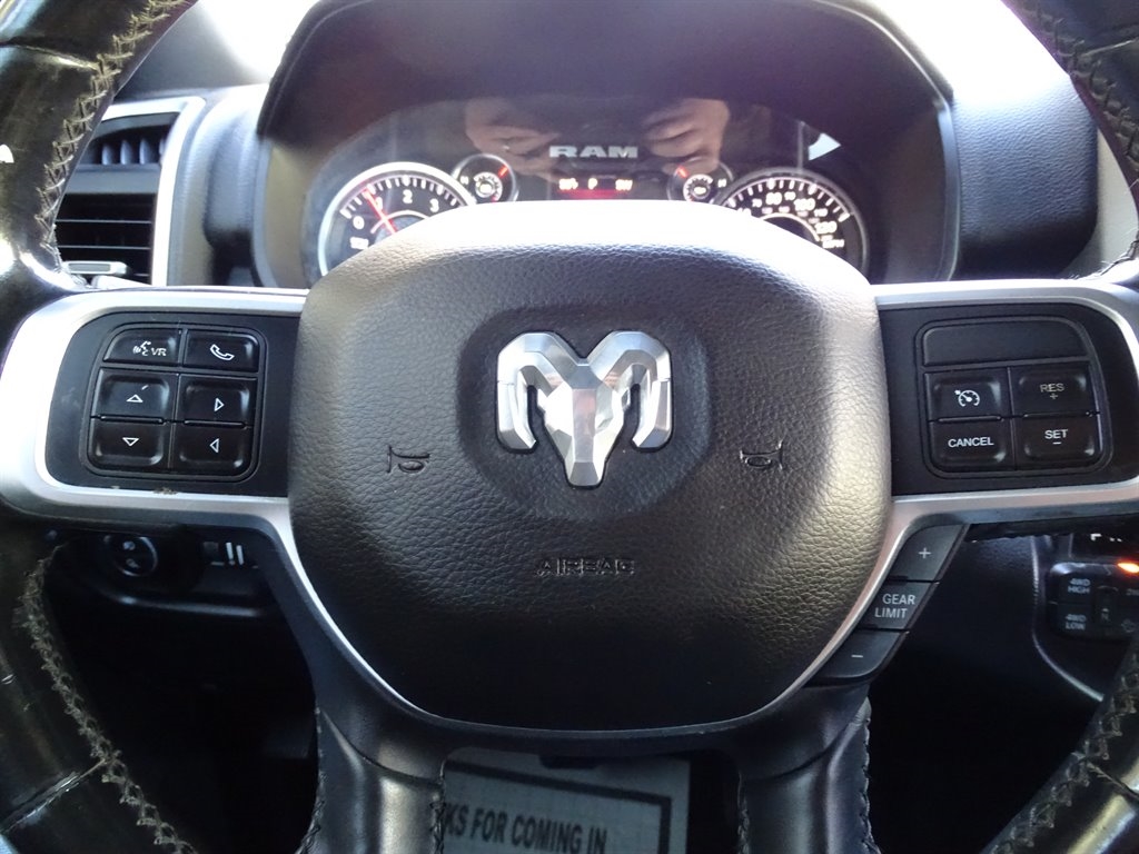 RAM 2500 Big Horn 4x4 Crew Cab 6'4" Box 2019