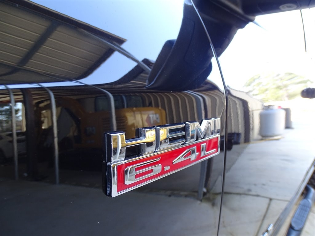 RAM 2500 Big Horn 4x4 Crew Cab 6'4" Box 2019