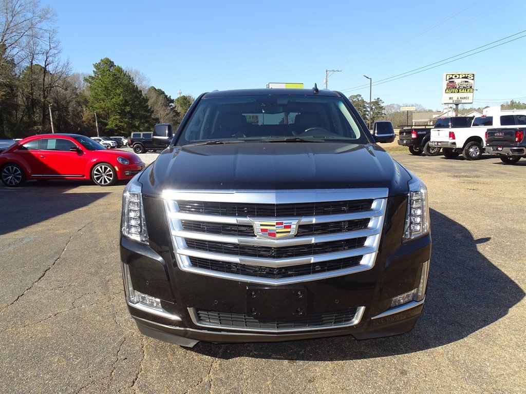 Cadillac Escalade 4WD 4dr Luxury 2018