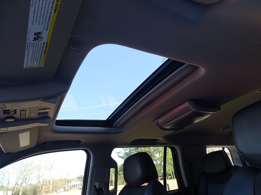 Cadillac Escalade 4WD 4dr Luxury 2018