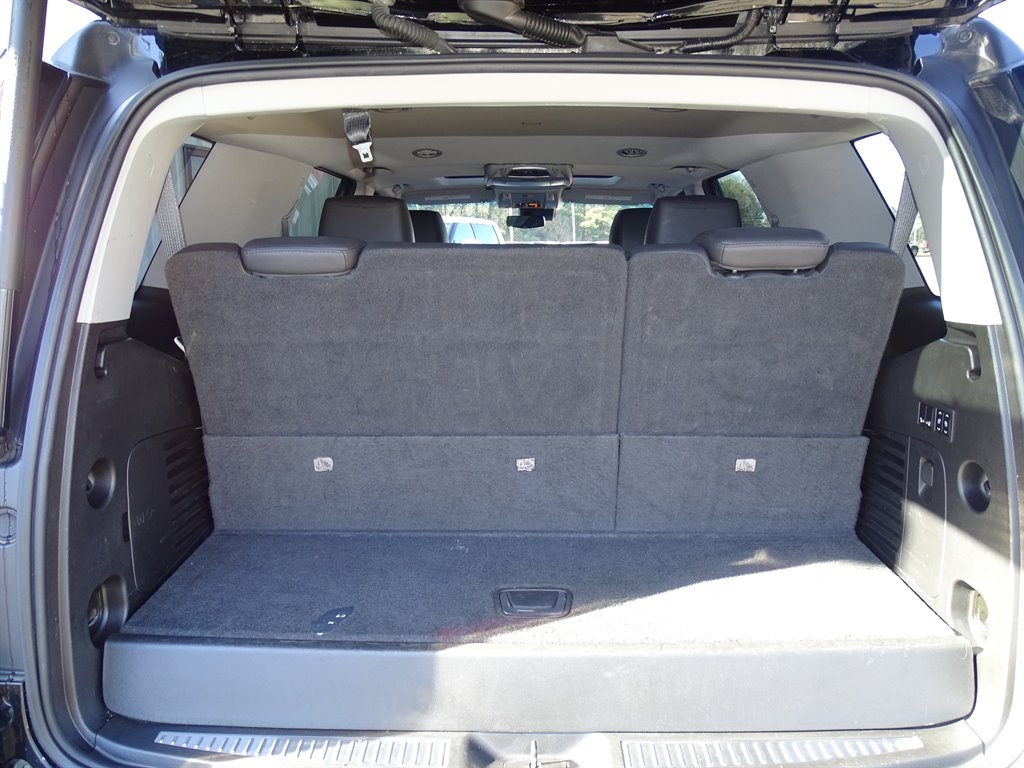 Cadillac Escalade 4WD 4dr Luxury 2018