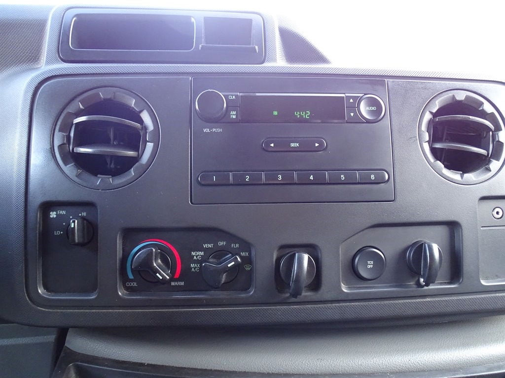 Ford Econoline Cargo Van E-350 Super Duty Ext Recreational 2013