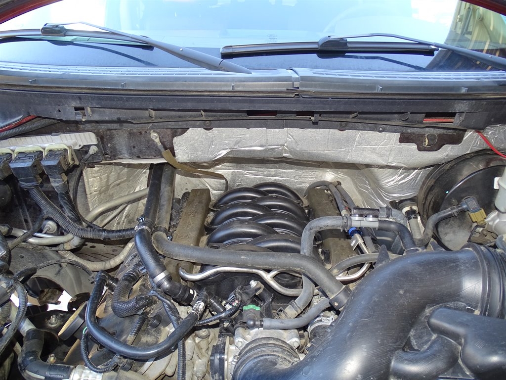 Ford F-150 2WD SuperCrew 145" Platinum 2014