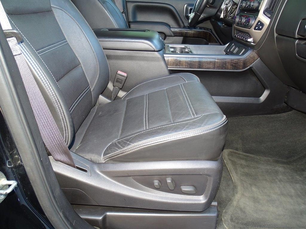 GMC Sierra 3500HD 4WD Crew Cab 167.7" Denali 2016