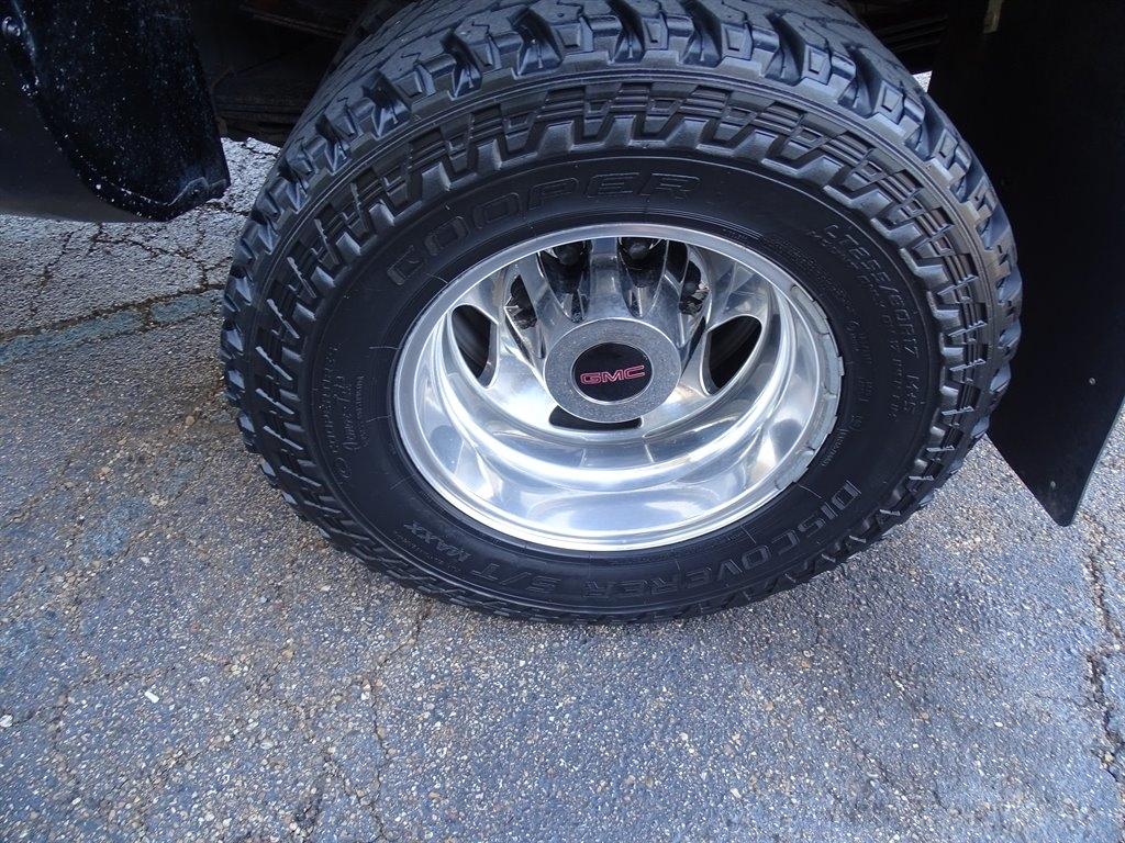 GMC Sierra 3500HD 4WD Crew Cab 167.7" Denali 2016