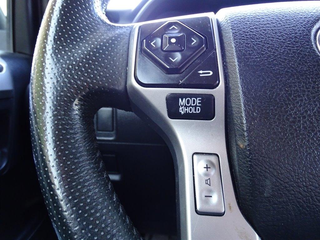 Toyota 4Runner SR5 2WD (Natl) 2018