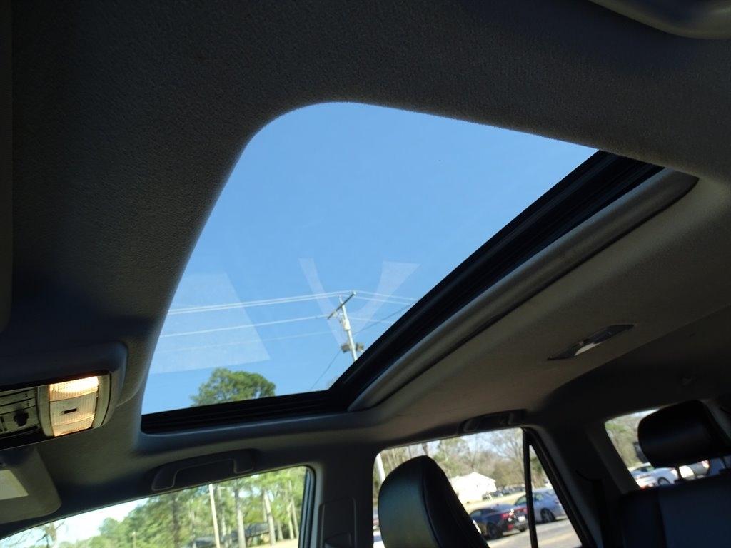 Toyota 4Runner SR5 2WD (Natl) 2018