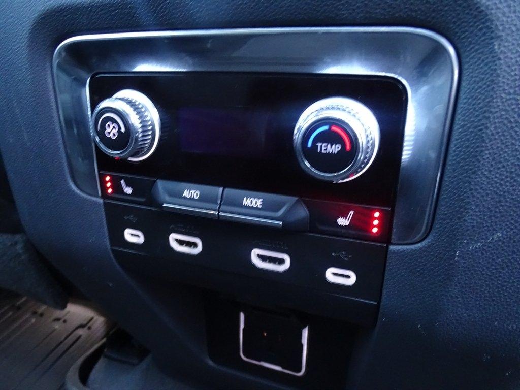 GMC Yukon XL 2WD 4dr Denali 2021