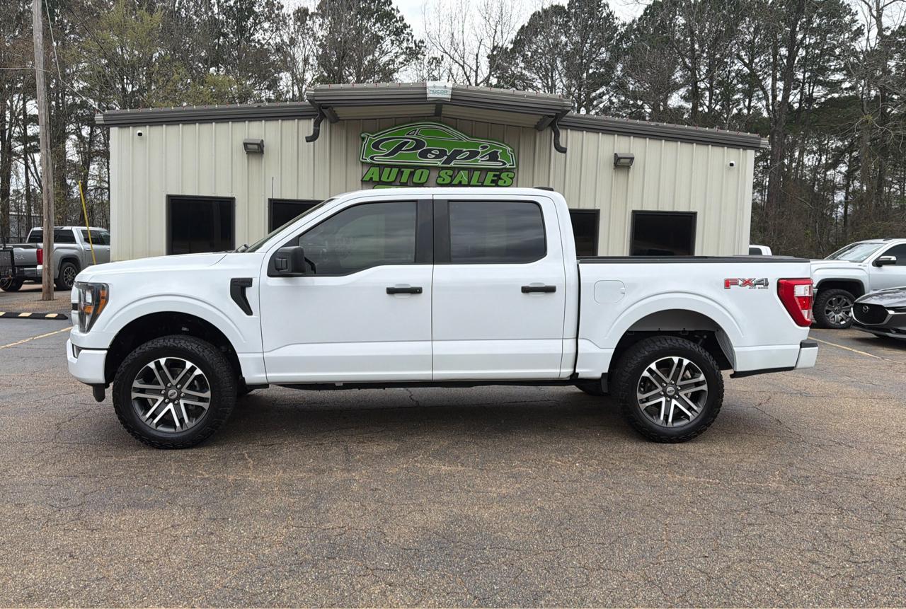 Ford F-150 4WD Supercab Flareside 145" STX 2023