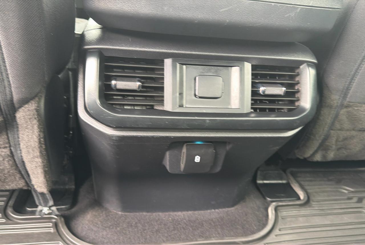 Ford F-150 4WD Supercab Flareside 145" STX 2023