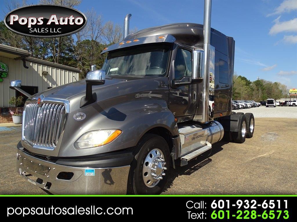 2019 International LT625 