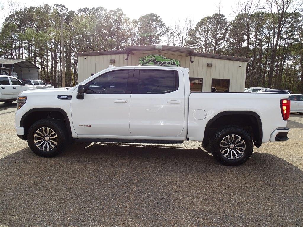 GMC Sierra 1500 4WD Crew Cab 147" AT4 2022