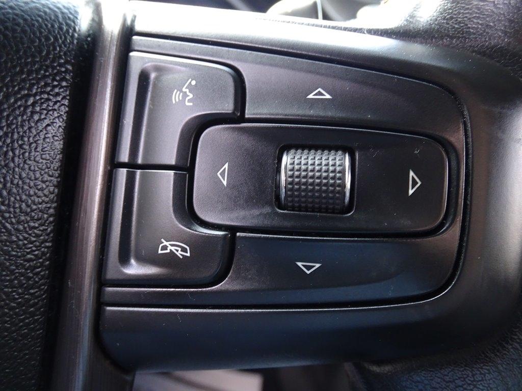 GMC Sierra 1500 4WD Crew Cab 147" AT4 2022