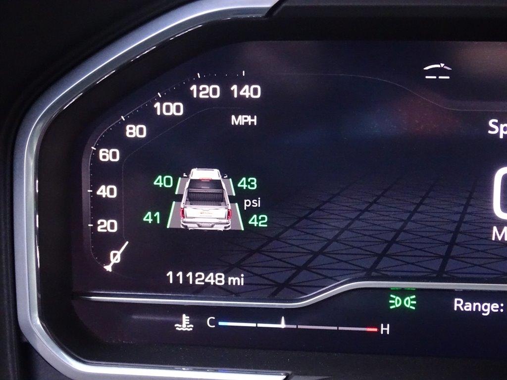 GMC Sierra 1500 4WD Crew Cab 147" AT4 2022