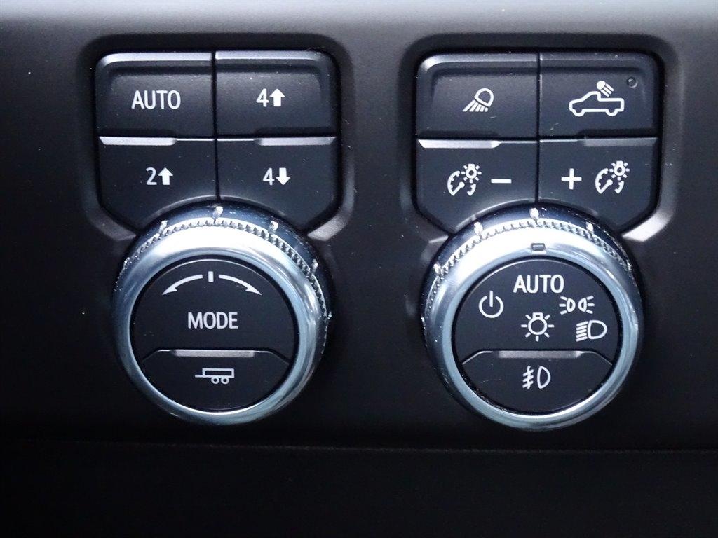 GMC Sierra 1500 4WD Crew Cab 147" AT4 2022