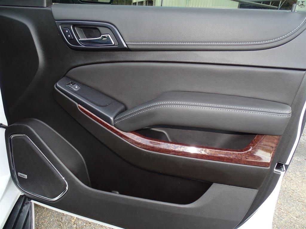 GMC Yukon XL 2WD 4dr SLT 2020