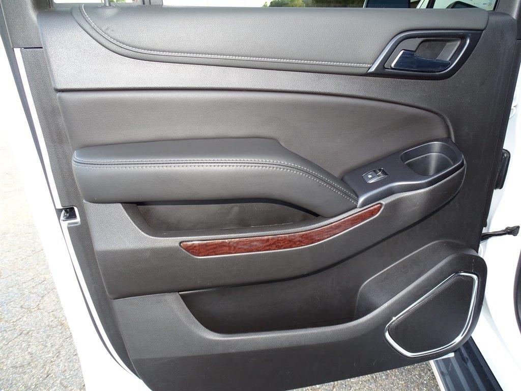 GMC Yukon XL 2WD 4dr SLT 2020