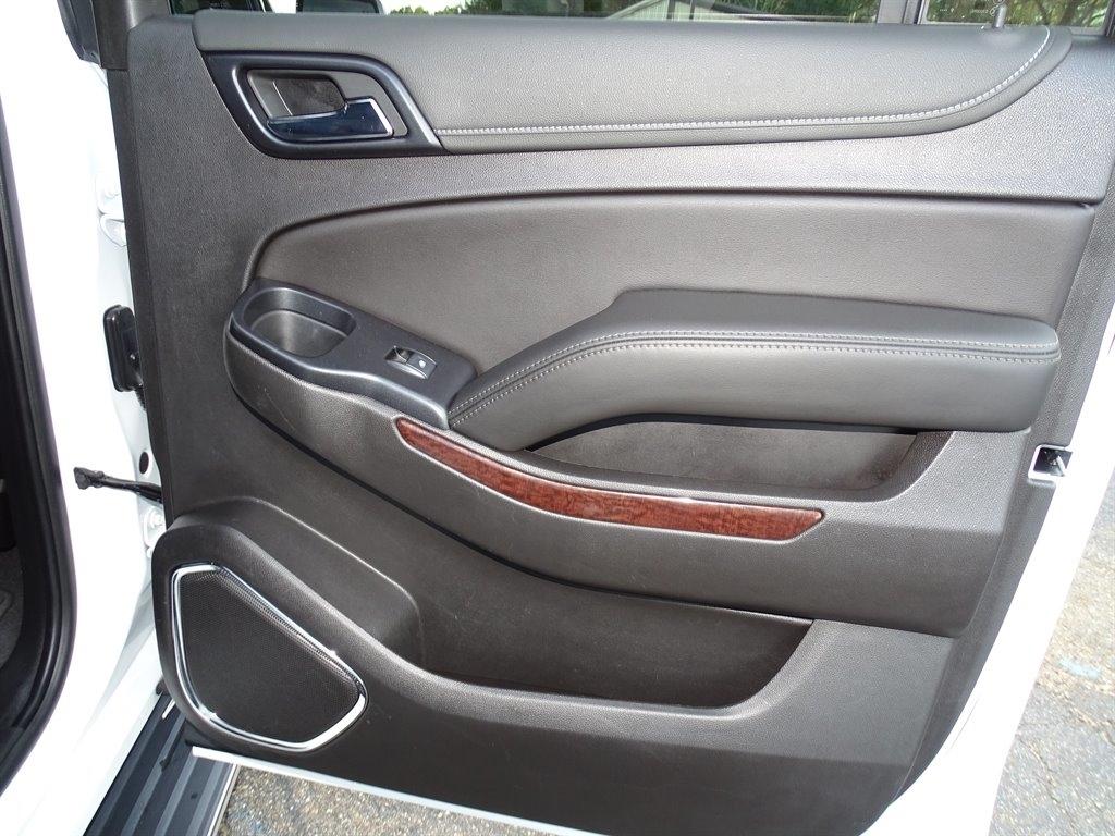 GMC Yukon XL 2WD 4dr SLT 2020