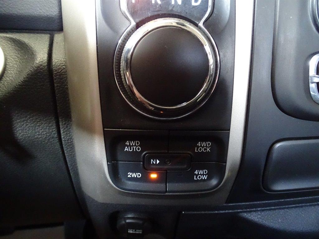 RAM 1500 4WD Crew Cab 149" Big Horn 2014