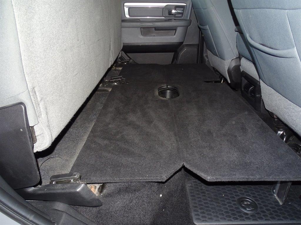 RAM 1500 4WD Crew Cab 149" Big Horn 2014