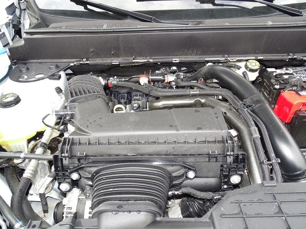 Ford Maverick XL AWD SuperCrew 2025