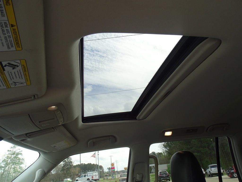 Nissan Armada 4x2 SL 2021