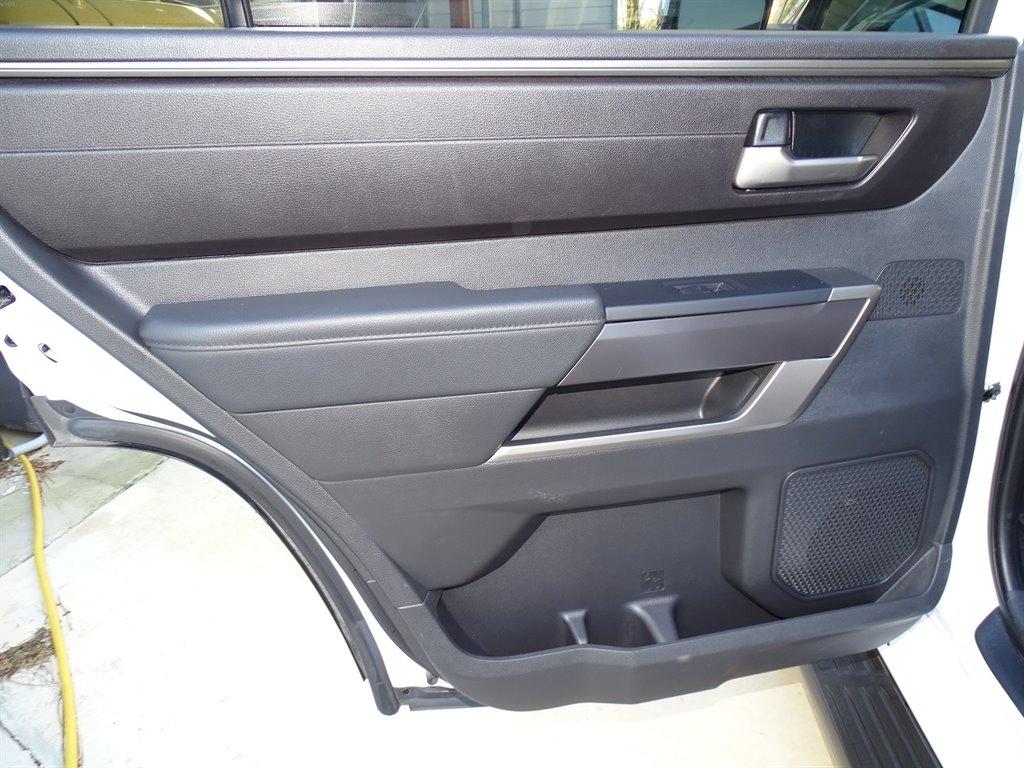 Toyota Sequoia Limited RWD (Natl) 2025