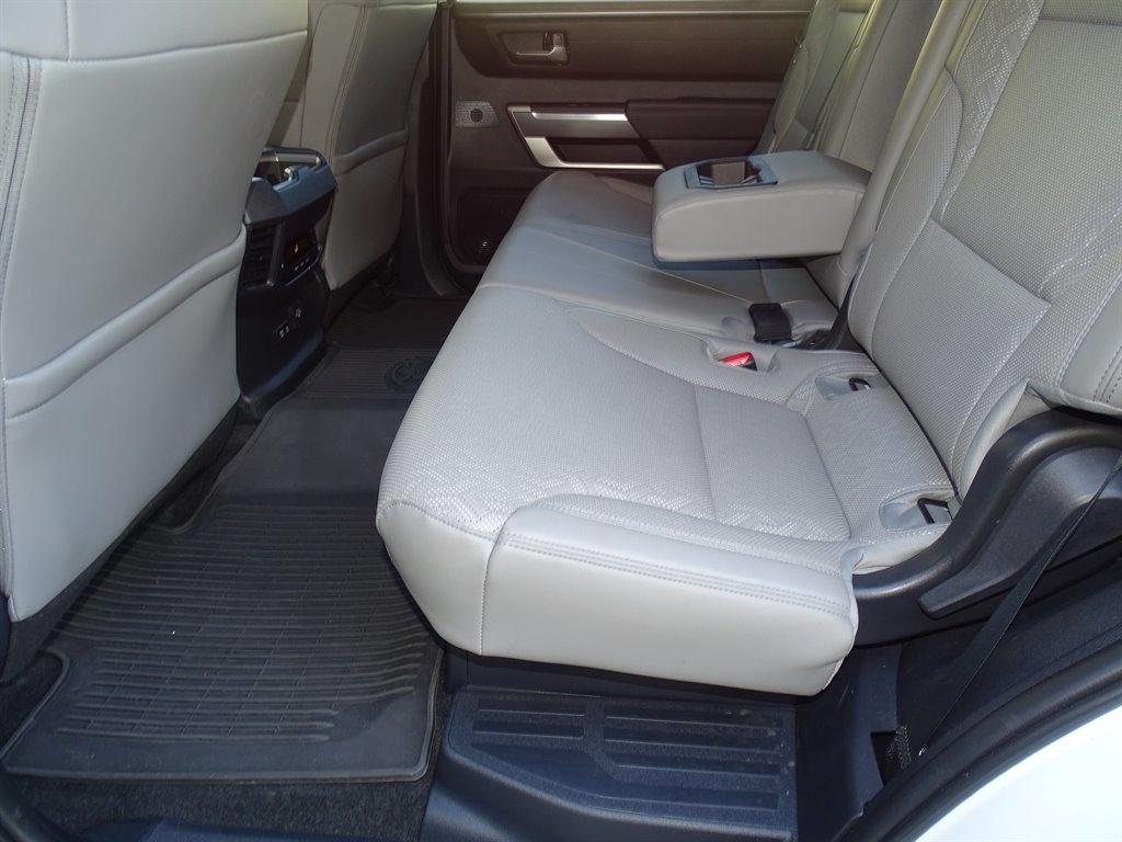 Toyota Sequoia Limited RWD (Natl) 2025