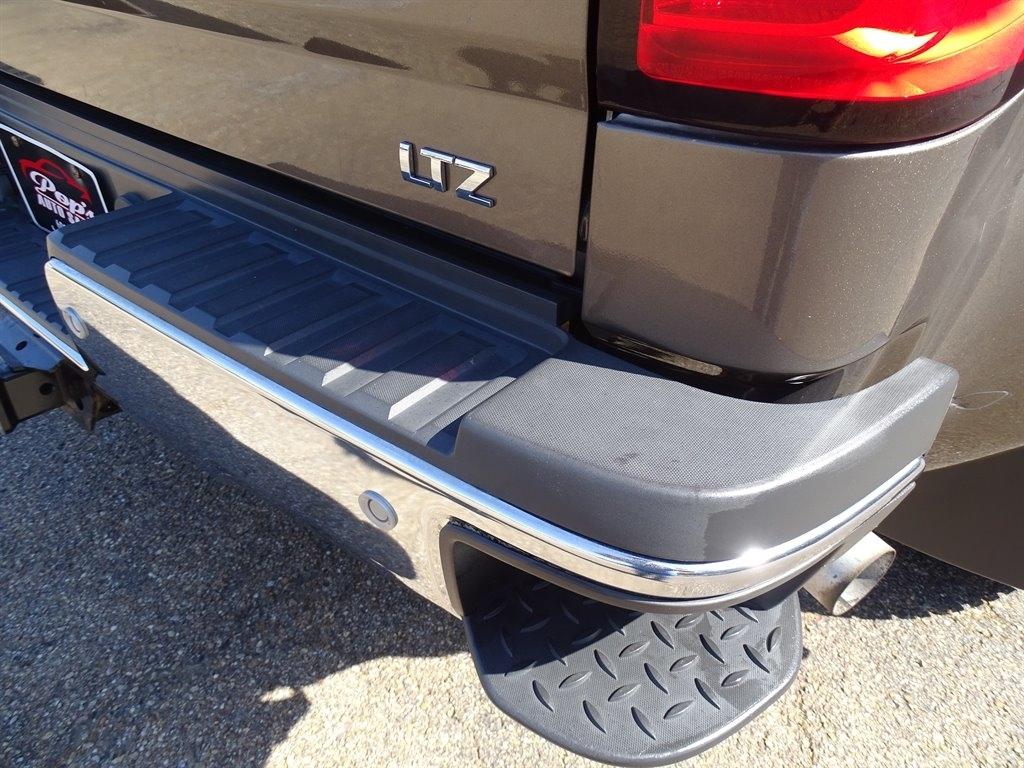 Chevrolet Silverado 3500HD 4WD Crew Cab 167.7" LTZ 2015