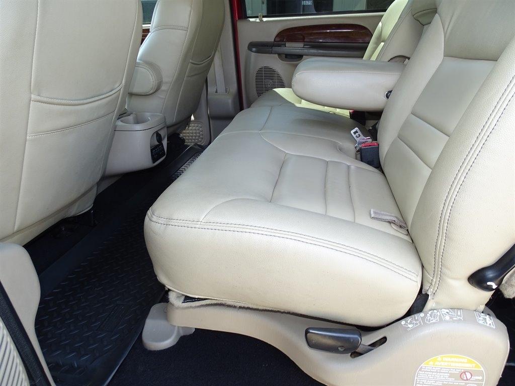 Ford Excursion 137" WB Limited 4WD 2000