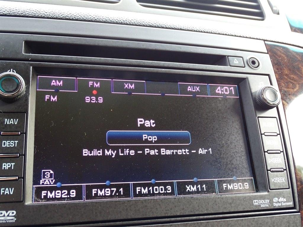 GMC Yukon 2WD 4dr 1500 Denali 2011