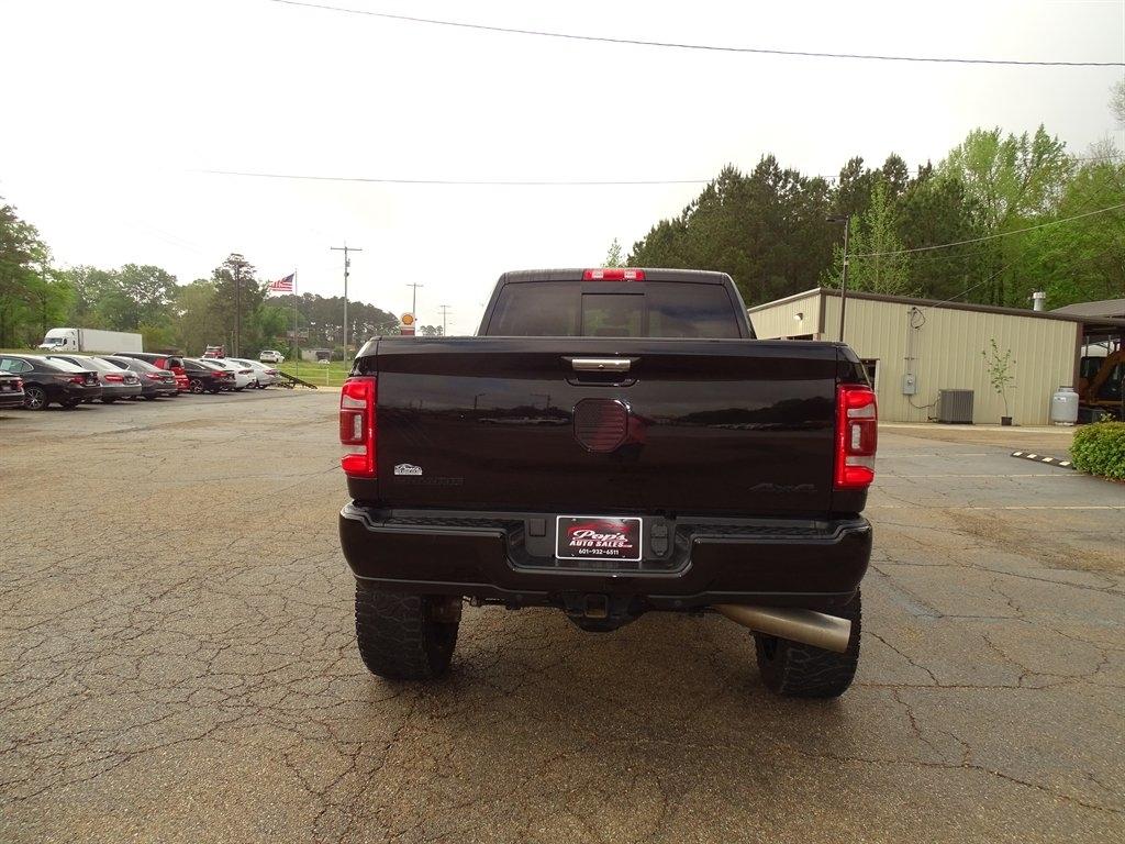 RAM 2500 Laramie 4x4 Crew Cab 6'4" Box 2022