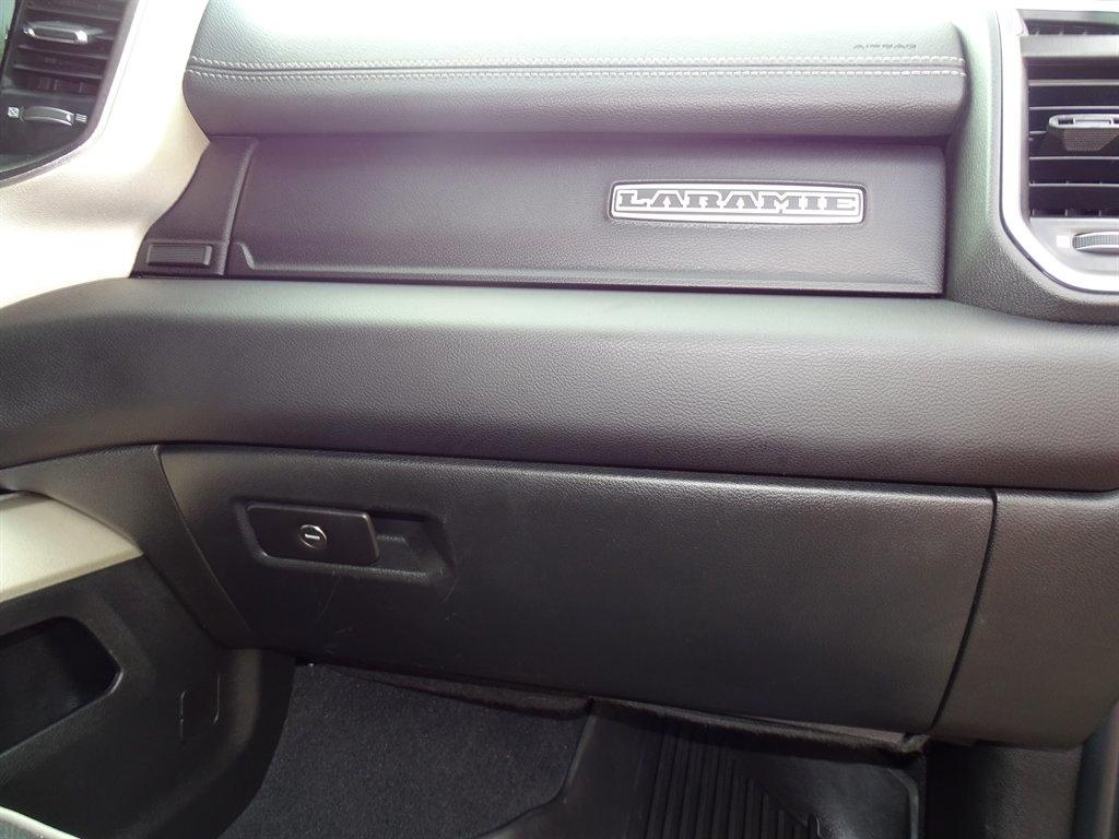 RAM 2500 Laramie 4x4 Crew Cab 6'4" Box 2022