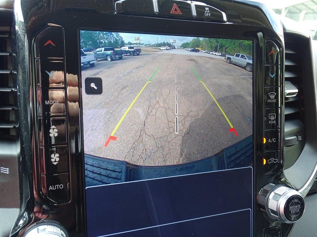 RAM 2500 Laramie 4x4 Crew Cab 6'4" Box 2022