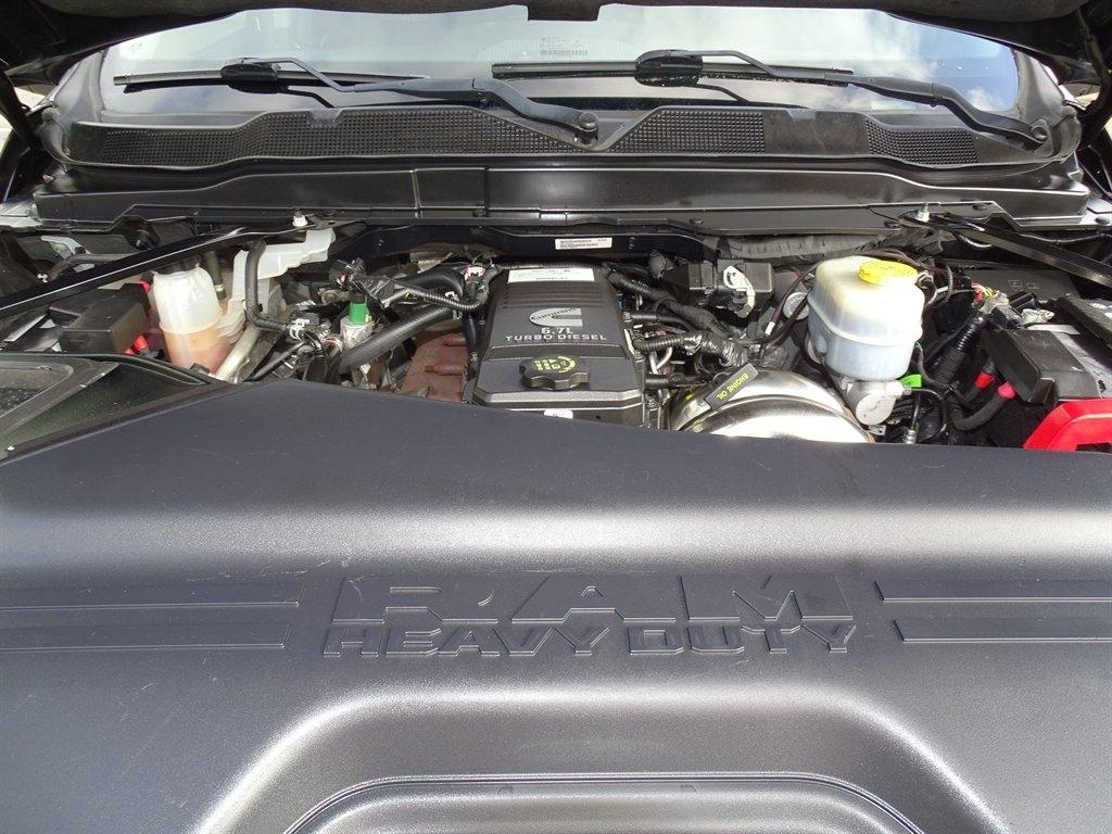 RAM 2500 Laramie 4x4 Crew Cab 6'4" Box 2022