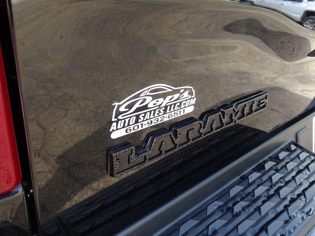 RAM 2500 Laramie 4x4 Crew Cab 6'4" Box 2022