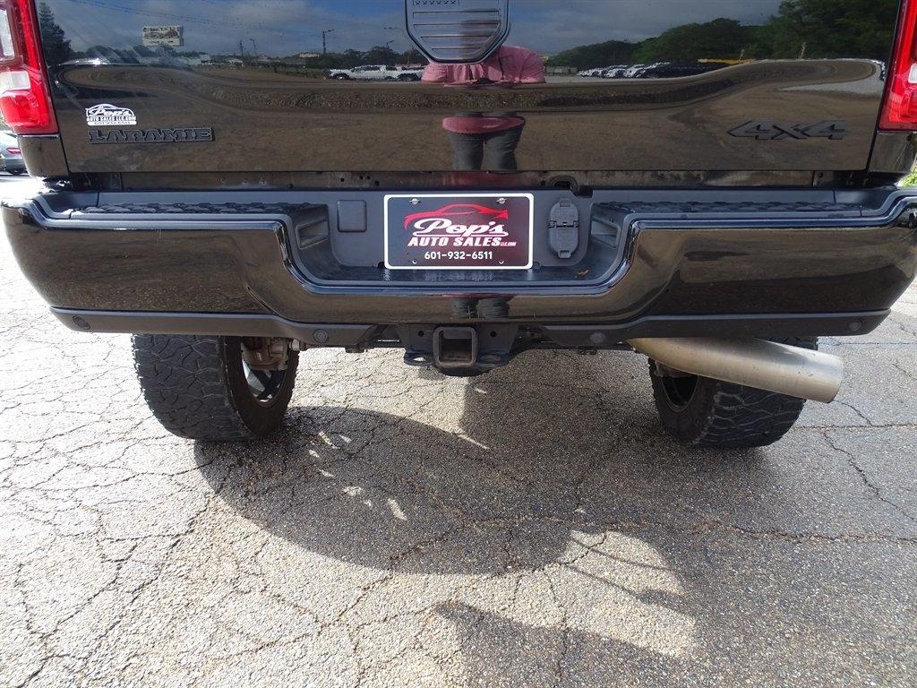 RAM 2500 Laramie 4x4 Crew Cab 6'4" Box 2022