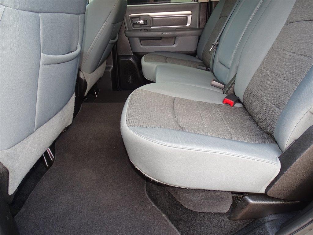 RAM 1500 2WD Crew Cab 140.5" Lone Star 2013