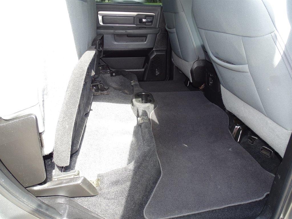 RAM 1500 2WD Crew Cab 140.5" Lone Star 2013