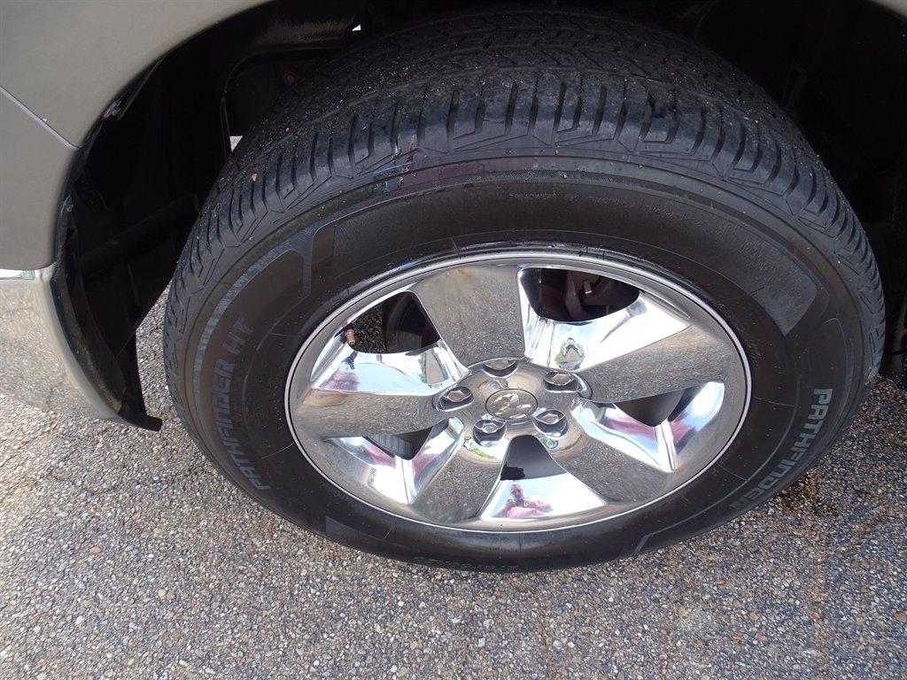 RAM 1500 2WD Crew Cab 140.5" Lone Star 2013