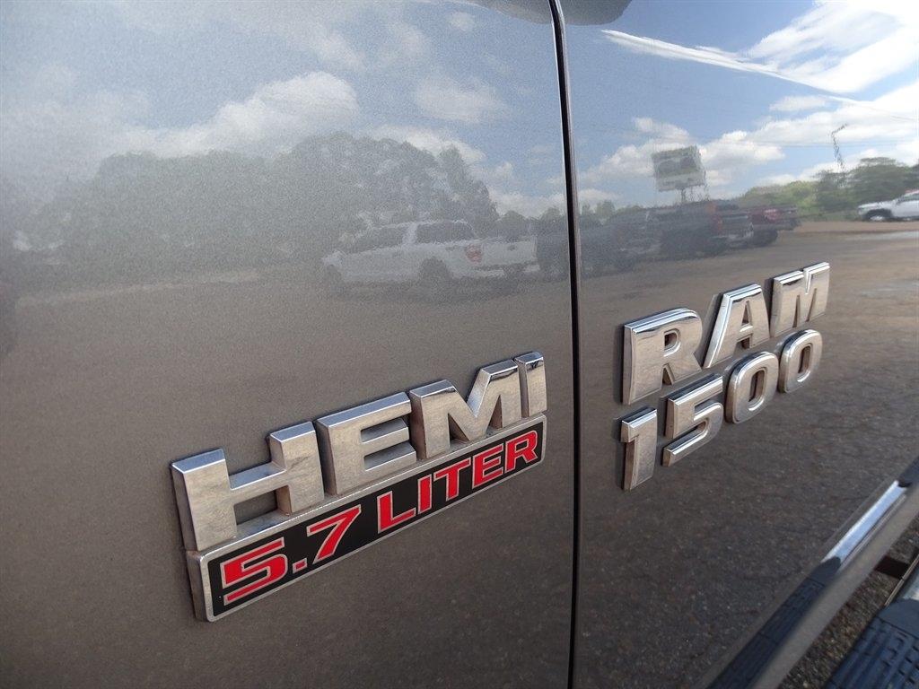 RAM 1500 2WD Crew Cab 140.5" Lone Star 2013