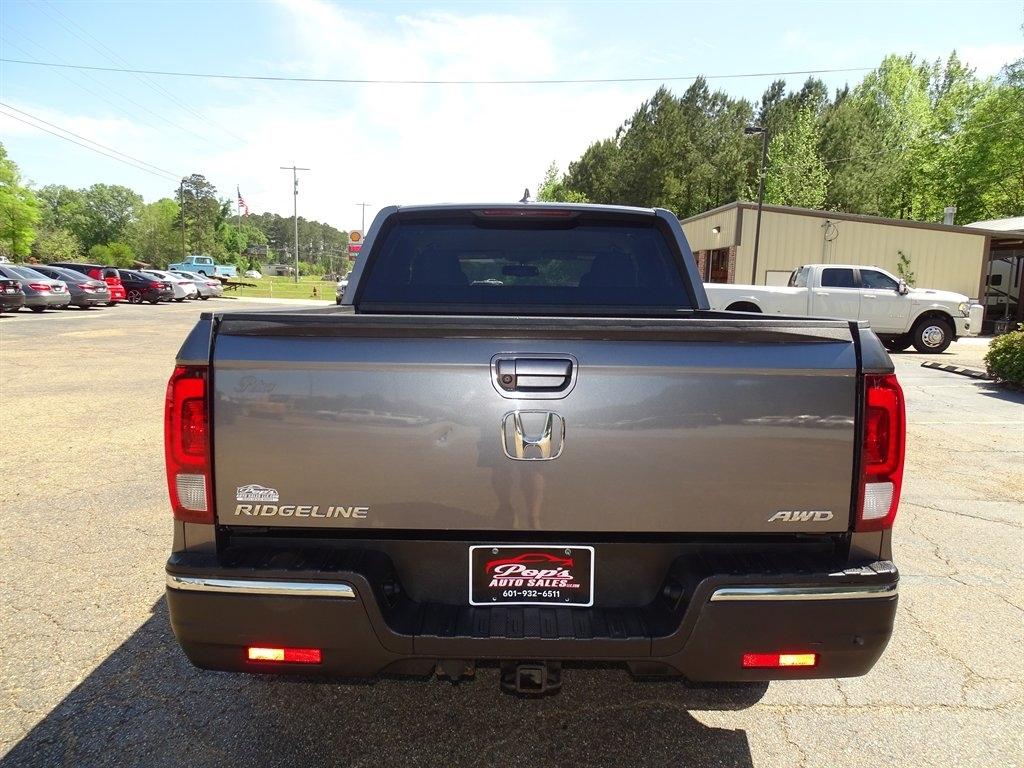 Honda Ridgeline RTL-T 4x4 Crew Cab 5.3' Bed 2017